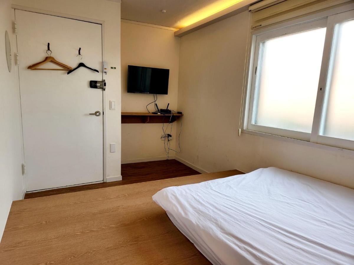 Huayuanhouse HQ in hongdae Hotel Seoul Ngoại thất bức ảnh