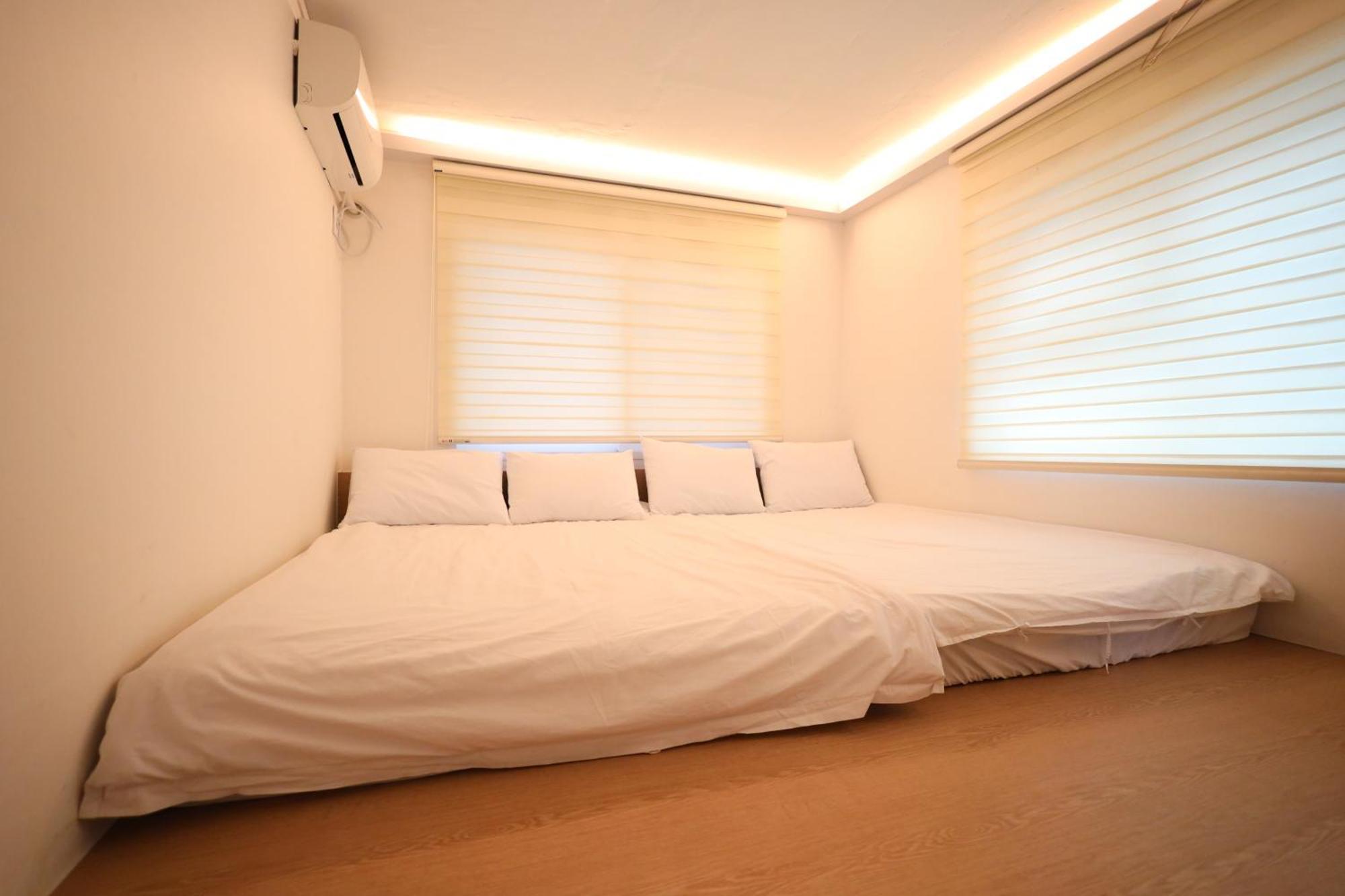 Huayuanhouse HQ in hongdae Hotel Seoul Ngoại thất bức ảnh