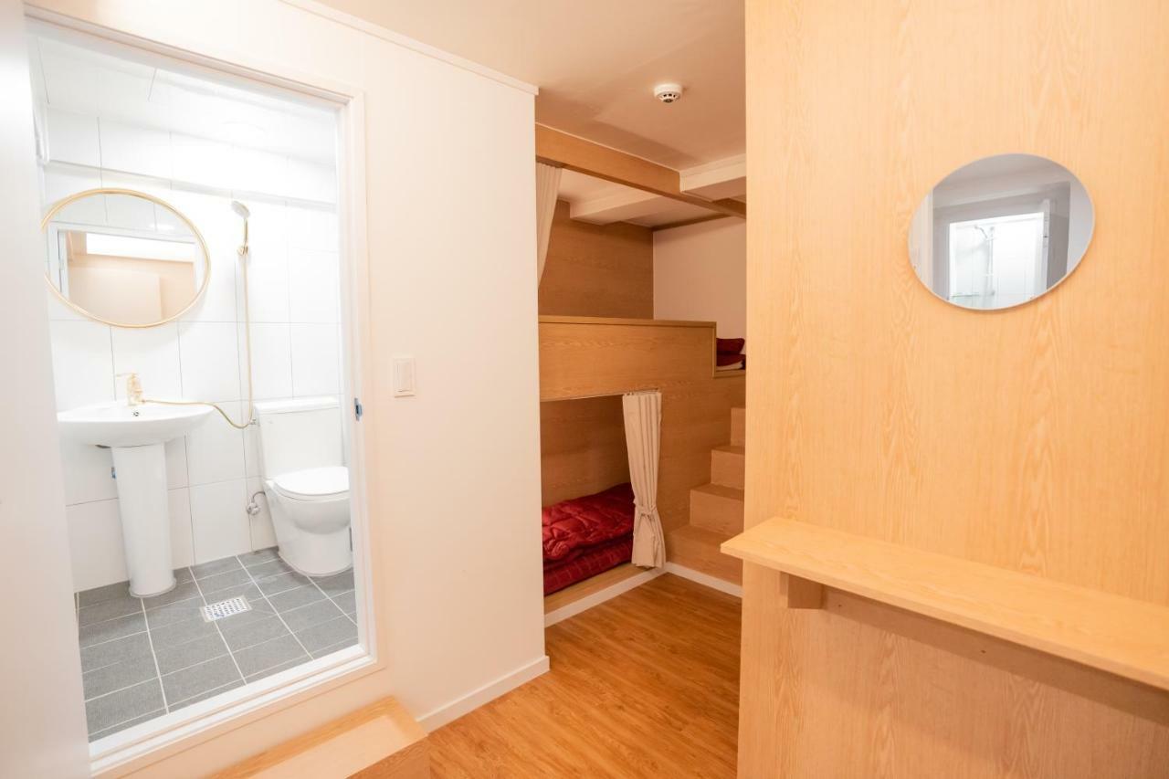 Huayuanhouse HQ in hongdae Hotel Seoul Ngoại thất bức ảnh