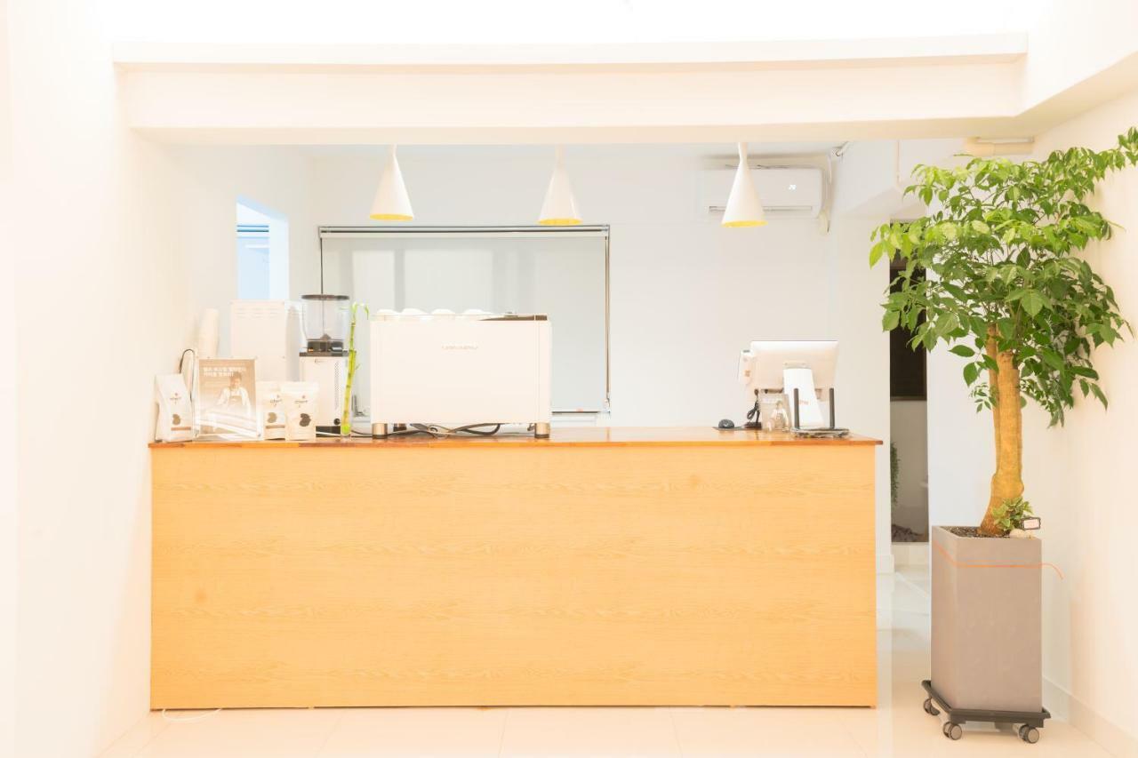 Huayuanhouse HQ in hongdae Hotel Seoul Ngoại thất bức ảnh